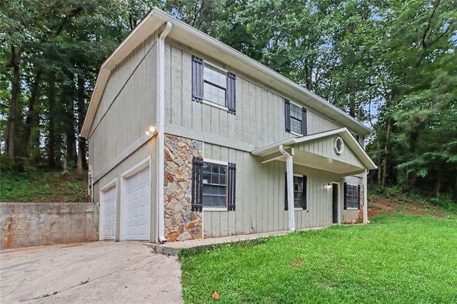5487 Hall Circle, Union City, GA 30291