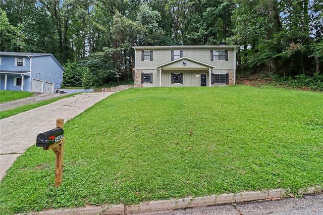 5487 Hall Circle, Union City, GA 30291