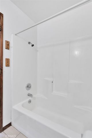 16463 Solvang Avenue, Victorville, CA 92394