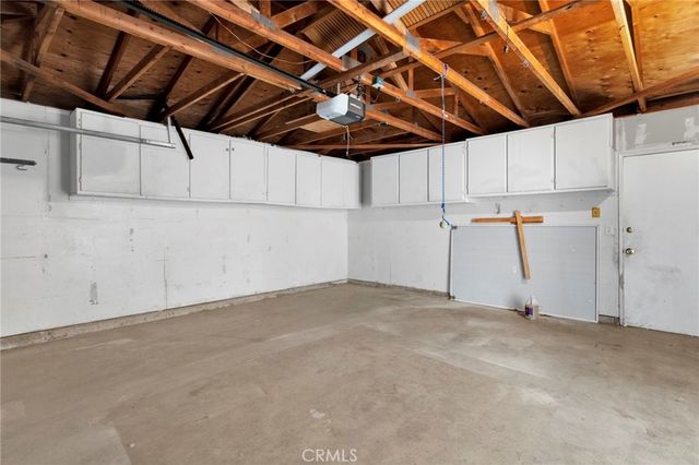 16463 Solvang Avenue, Victorville, CA 92394