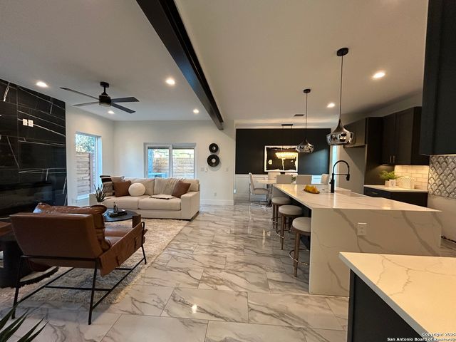 108 DOWDY ST, San Antonio, TX 78204