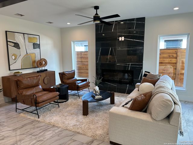 108 DOWDY ST, San Antonio, TX 78204