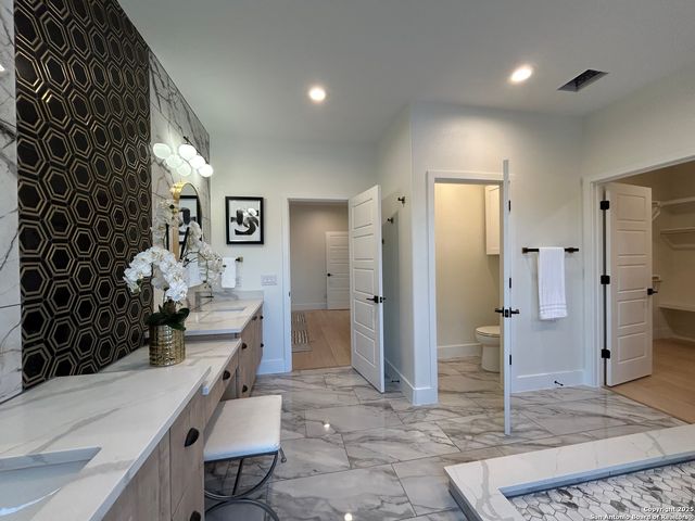 108 DOWDY ST, San Antonio, TX 78204