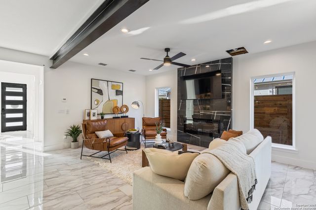 108 DOWDY ST, San Antonio, TX 78204