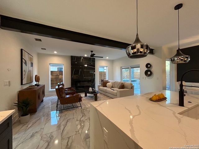 108 DOWDY ST, San Antonio, TX 78204