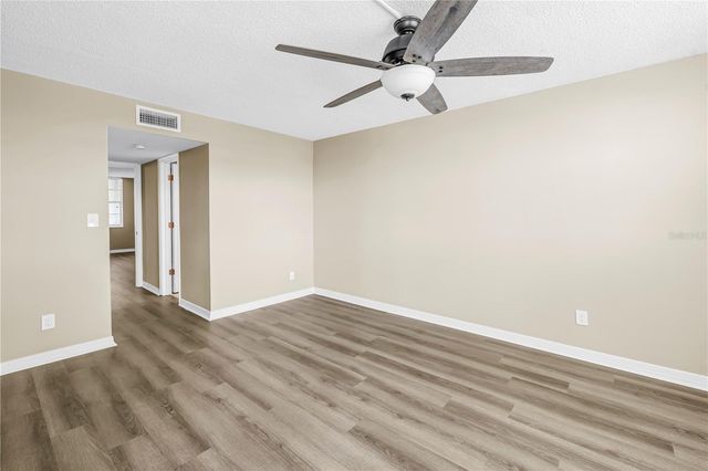 4720 LOCUST STREET NE 116, St Petersburg, FL 33703