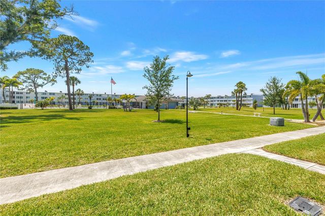 4720 LOCUST STREET NE 116, St Petersburg, FL 33703