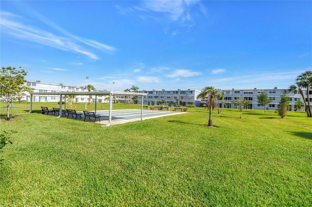 4720 LOCUST STREET NE 116, St Petersburg, FL 33703