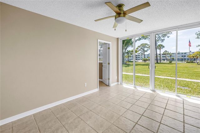 4720 LOCUST STREET NE 116, St Petersburg, FL 33703