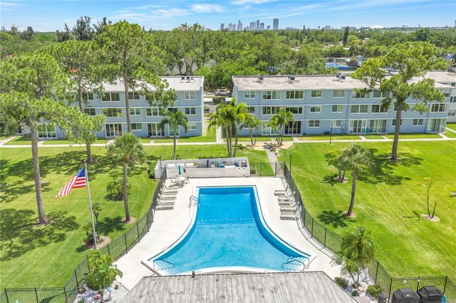 4720 LOCUST STREET NE 116, St Petersburg, FL 33703