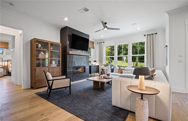 4925 Wayt Farm Overlook, Cumming, GA 30040