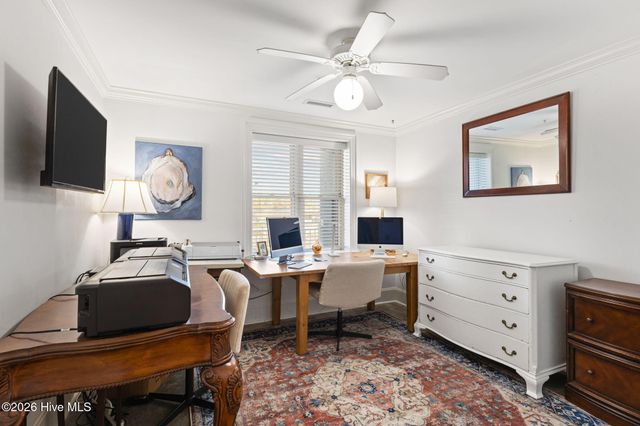 4425 Arendell Street 106, Morehead City, NC 28557