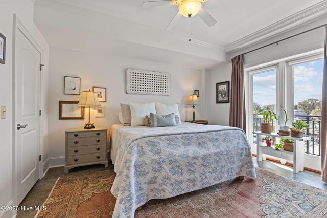 4425 Arendell Street 106, Morehead City, NC 28557