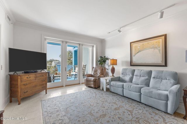 4425 Arendell Street 106, Morehead City, NC 28557