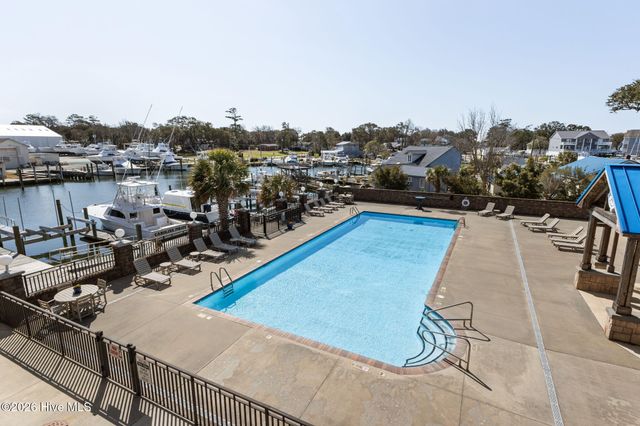 4425 Arendell Street 106, Morehead City, NC 28557