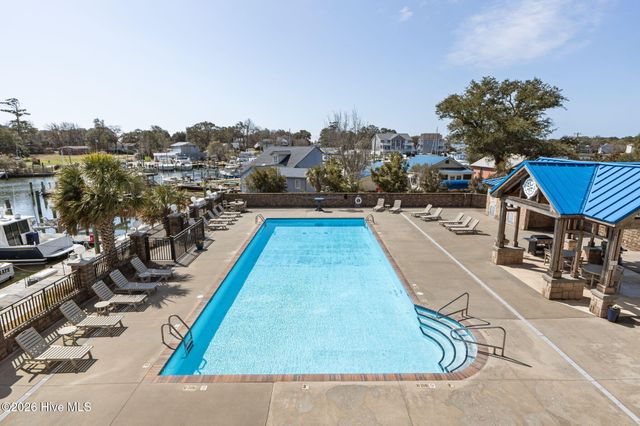 4425 Arendell Street 106, Morehead City, NC 28557