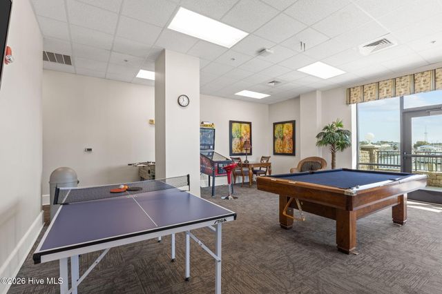 4425 Arendell Street 106, Morehead City, NC 28557