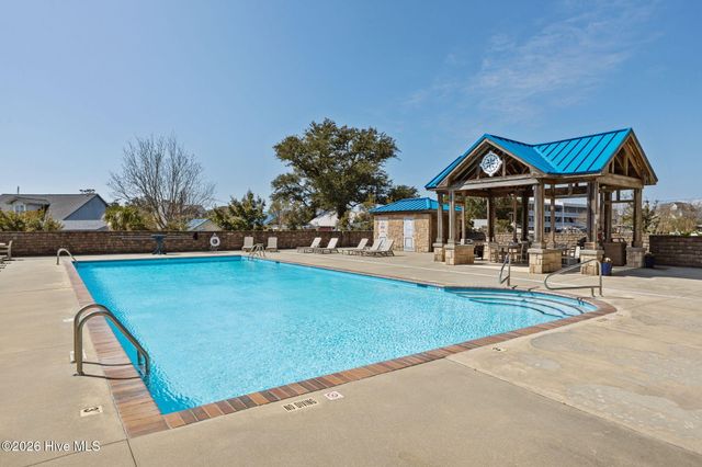 4425 Arendell Street 106, Morehead City, NC 28557