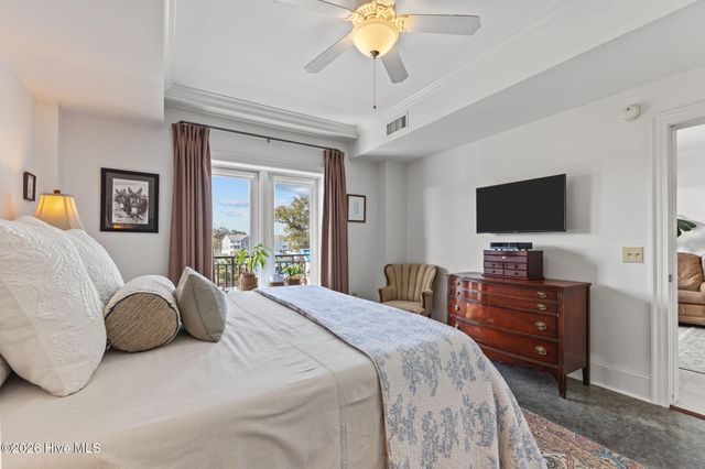 4425 Arendell Street 106, Morehead City, NC 28557