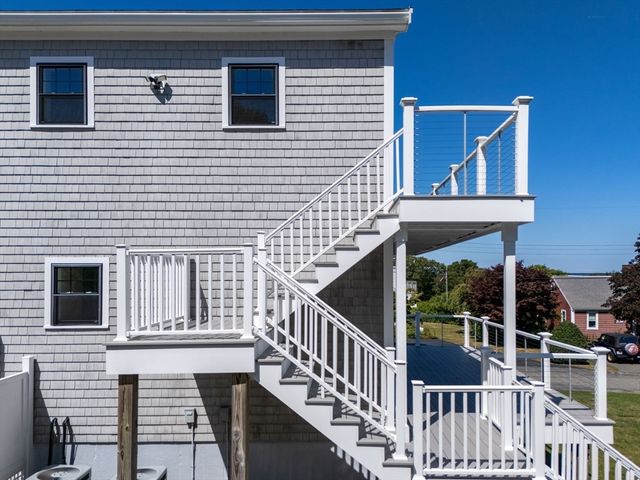 69 Knott Ave, Sandwich, MA 02563