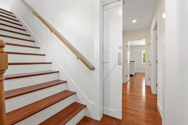 69 Knott Ave, Sandwich, MA 02563