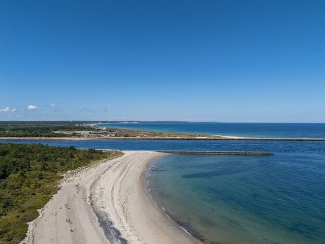 69 Knott Ave, Sandwich, MA 02563