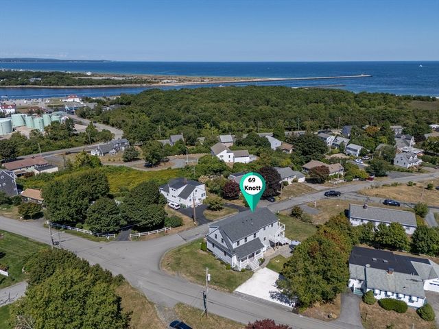 69 Knott Ave, Sandwich, MA 02563