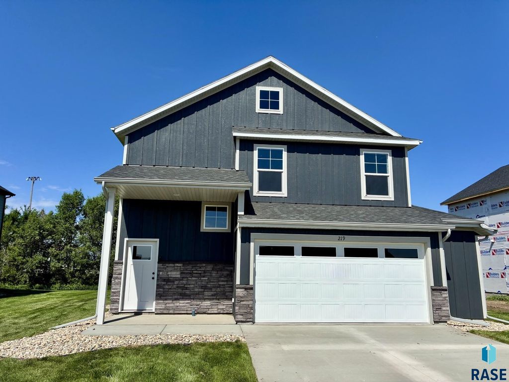 219 Thelma Ave Avenue, Harrisburg, SD 57032