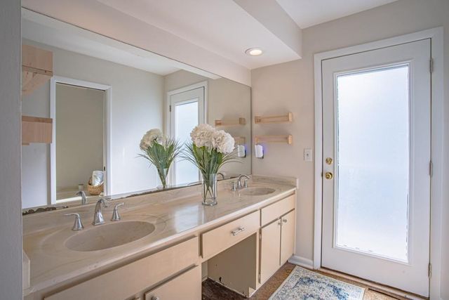 100 Beech Lake Court, Roswell, GA 30076