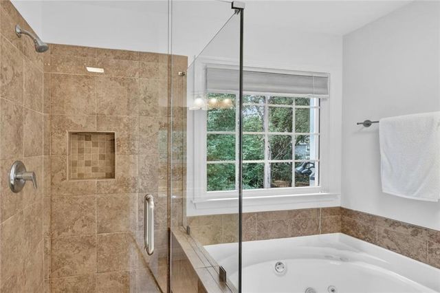 2911 Winter Rose Court, Dunwoody, GA 30360