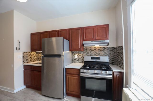 144 Saint James Street 1a, Kingston, NY 12401