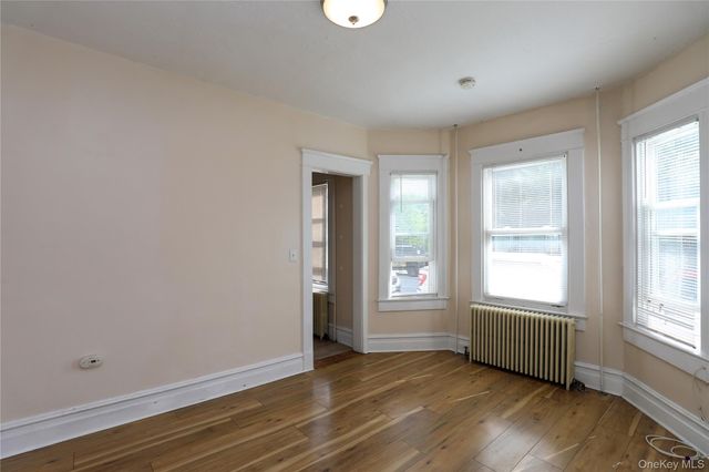 144 Saint James Street 1a, Kingston, NY 12401