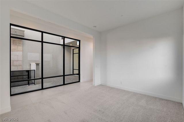 10748 Desert Heights Avenue, Las Vegas, NV 89135
