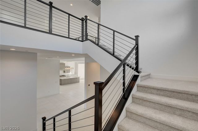 10748 Desert Heights Avenue, Las Vegas, NV 89135