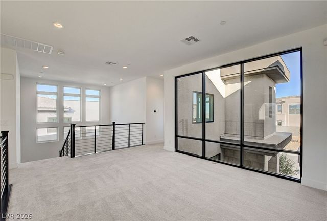 10748 Desert Heights Avenue, Las Vegas, NV 89135