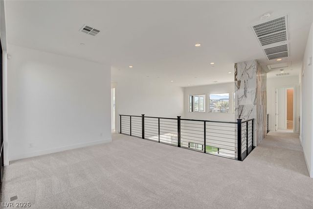 10748 Desert Heights Avenue, Las Vegas, NV 89135