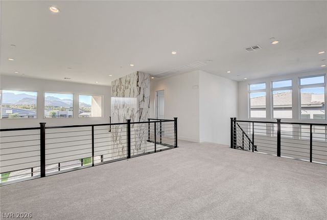 10748 Desert Heights Avenue, Las Vegas, NV 89135