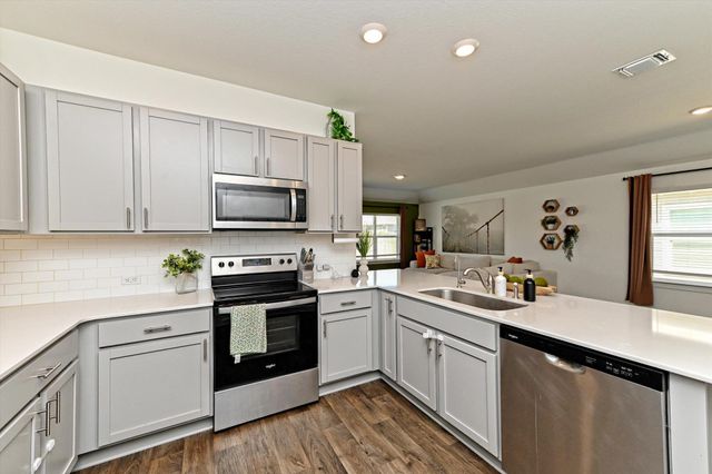 219 James River DR, Hutto, TX 78634