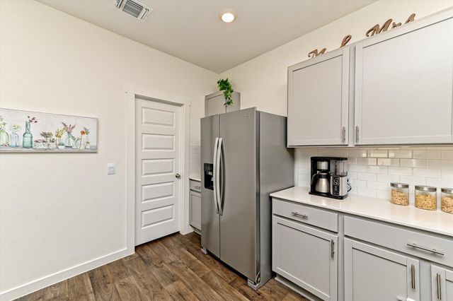 219 James River DR, Hutto, TX 78634