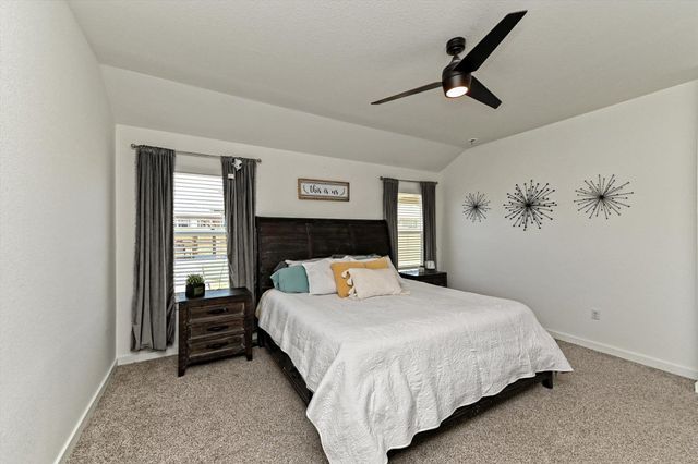 219 James River DR, Hutto, TX 78634