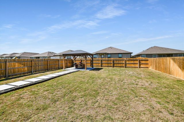 219 James River DR, Hutto, TX 78634