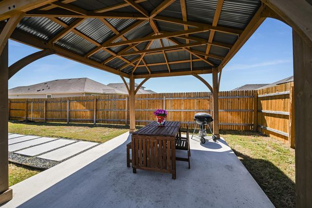 219 James River DR, Hutto, TX 78634