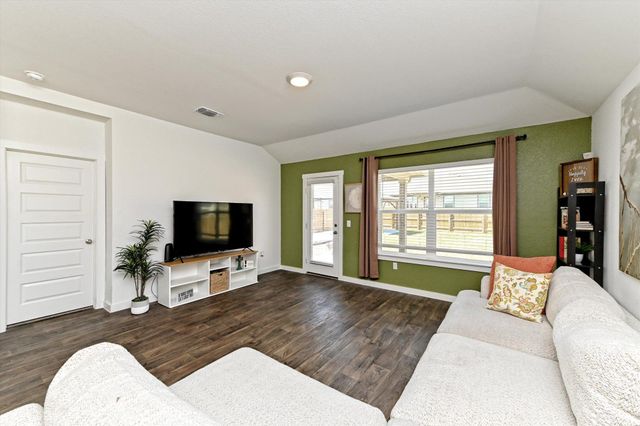 219 James River DR, Hutto, TX 78634