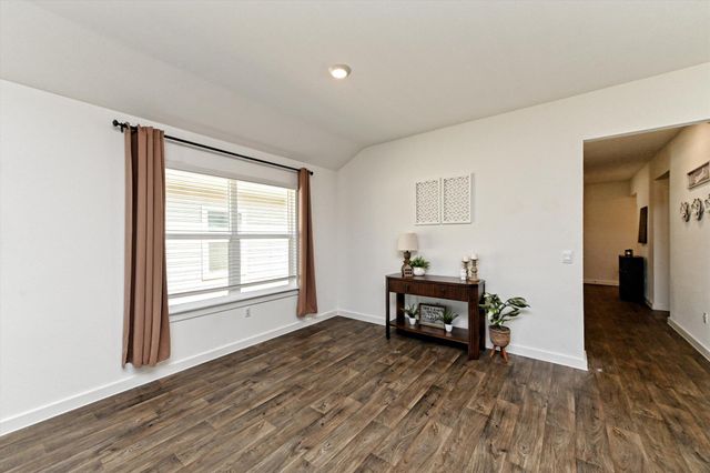 219 James River DR, Hutto, TX 78634