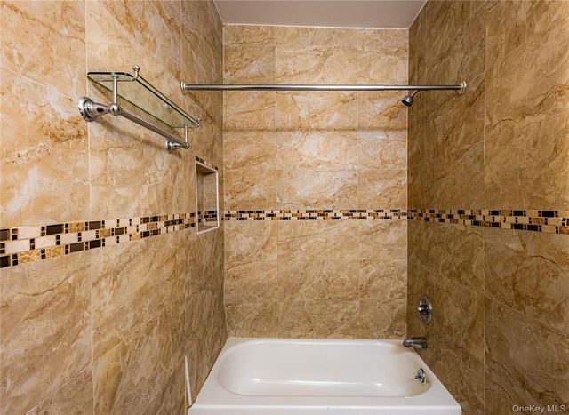 132-16 Hillside Avenue, Richmond Hill, NY 11418