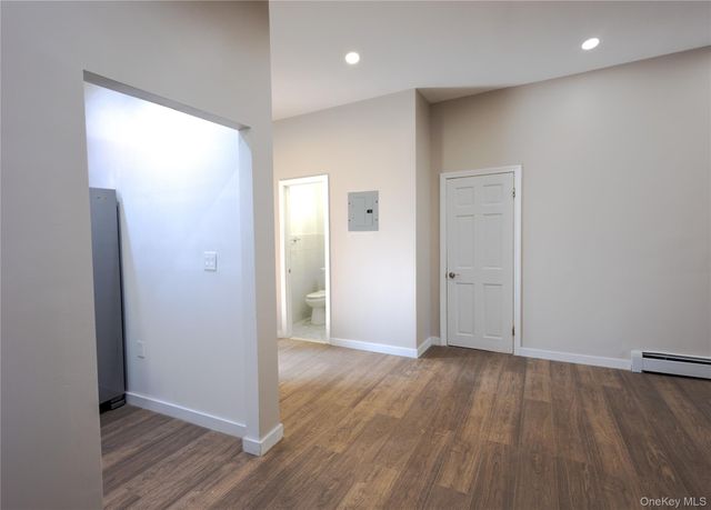 132-16 Hillside Avenue, Richmond Hill, NY 11418