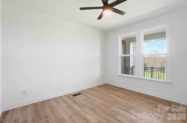 208 Cross Creek Drive, Cherryville, NC 28021