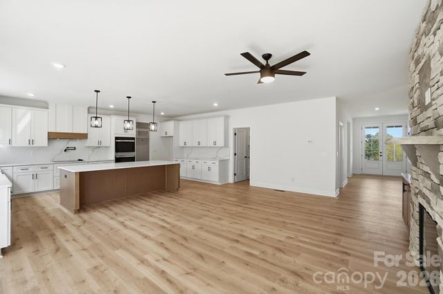 208 Cross Creek Drive, Cherryville, NC 28021