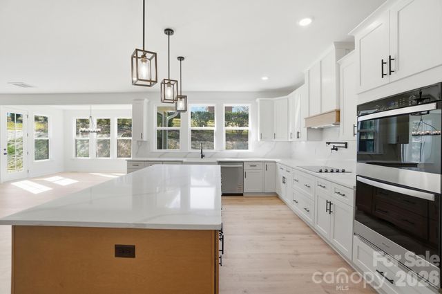 208 Cross Creek Drive, Cherryville, NC 28021