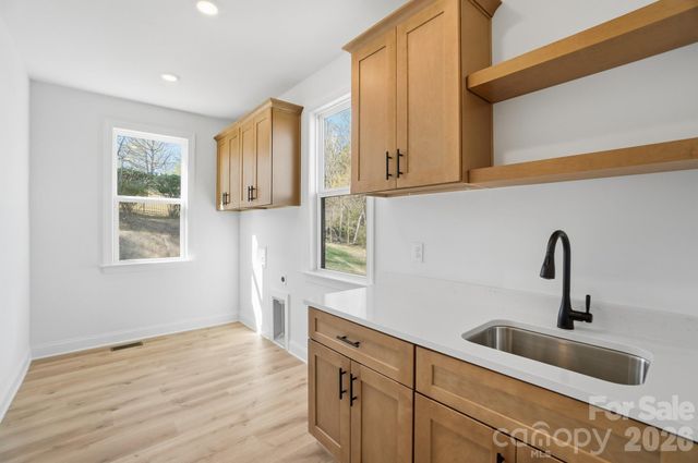 208 Cross Creek Drive, Cherryville, NC 28021